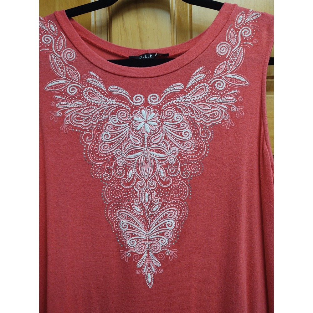 B.L.U.E. Coral Size XL Pull Over Sleeveless T Shirt Rhinestones Embellishment - Picture 3 of 7